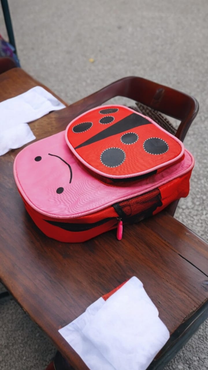 Multi-Utility Kids Trendy Sports Waterproof Backpack: 3-in-1 design serves as a hand bag, sling bag, and backpack for boys