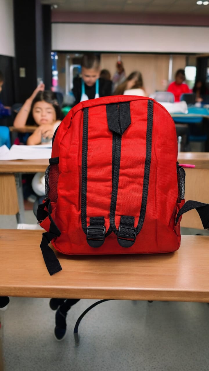 Multi-Utility Kids Trendy Sports Waterproof Backpack: 3-in-1 design serves as a hand bag, sling bag, and backpack for boys